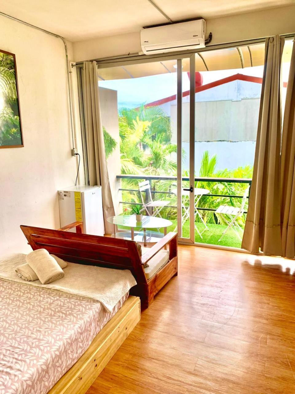 Beach Lofts And Surf Jaco Exterior photo